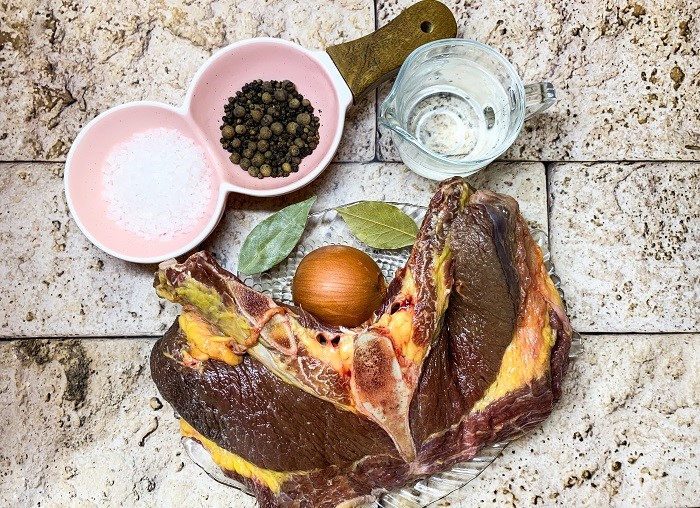 Как приготовить мягкую конину: советы и рецепты